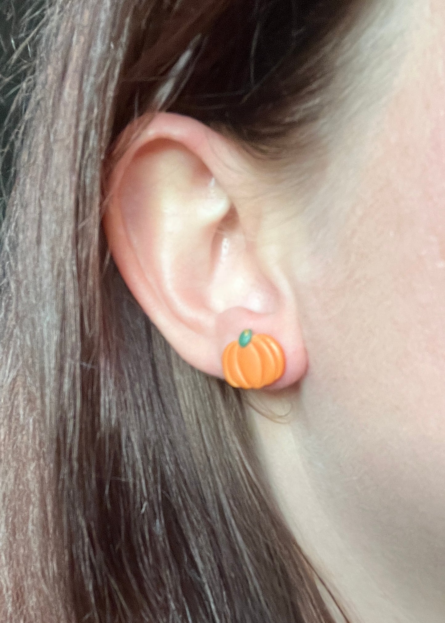 Pumpkin studs